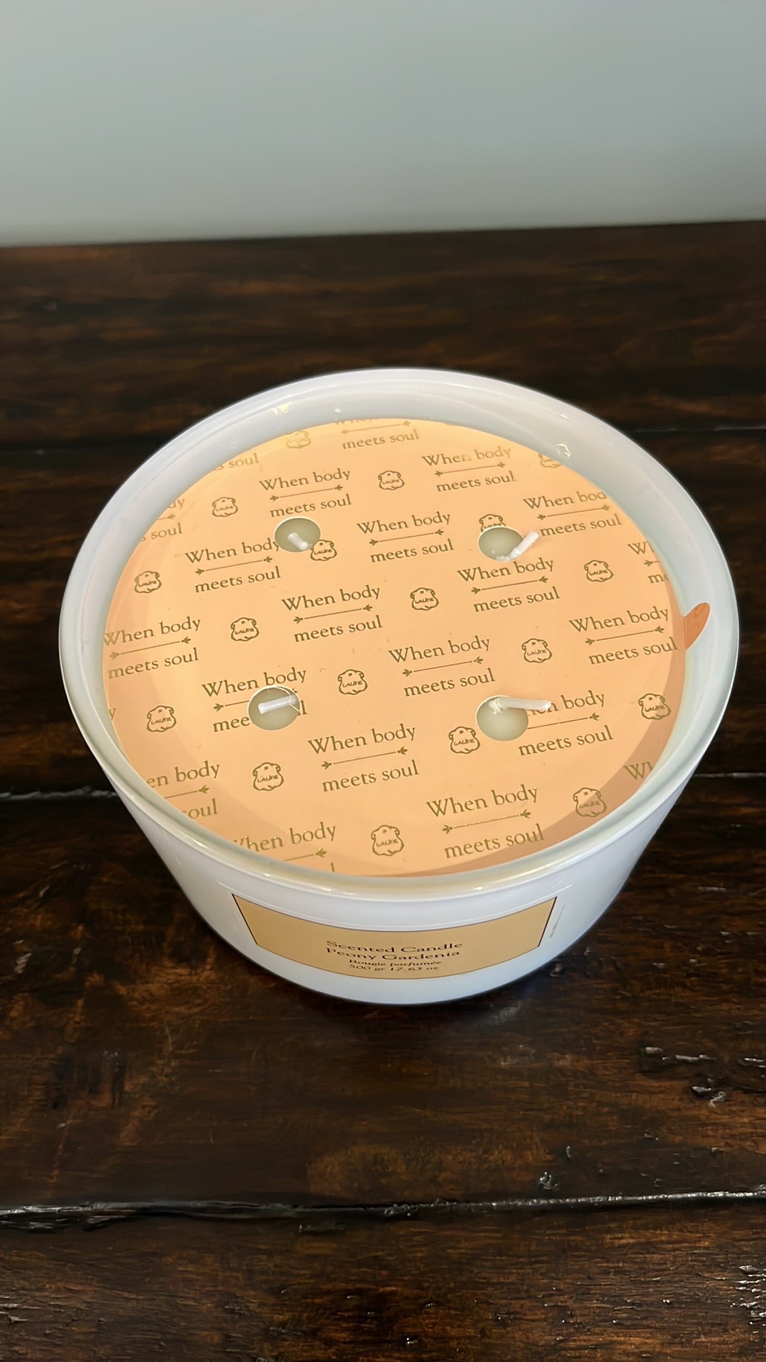 Laline Peony Gardenia Scented Candle image indicator(2)