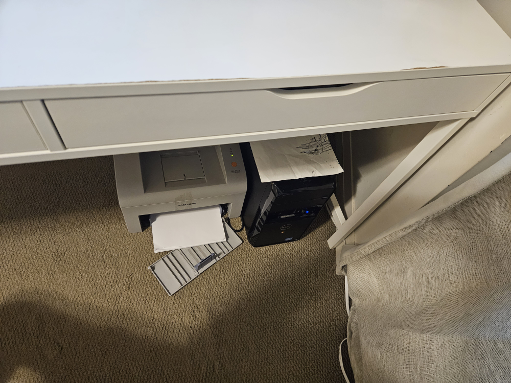 Ikea Alex Desk (large one) - photo 3