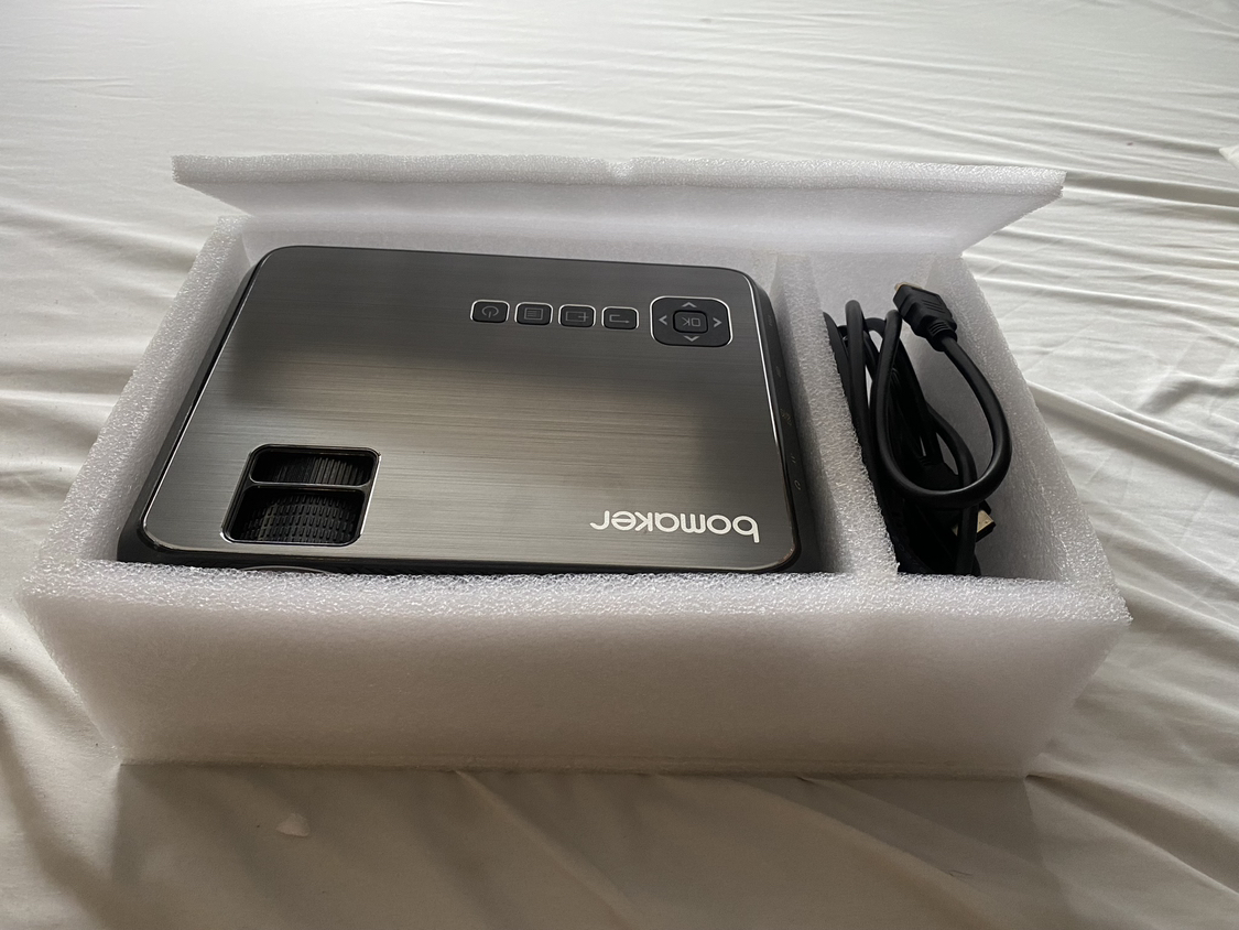 Bomaker LED Projector - photo 3
