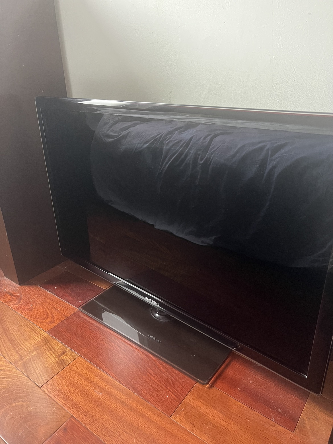 Samsung 40” TV
