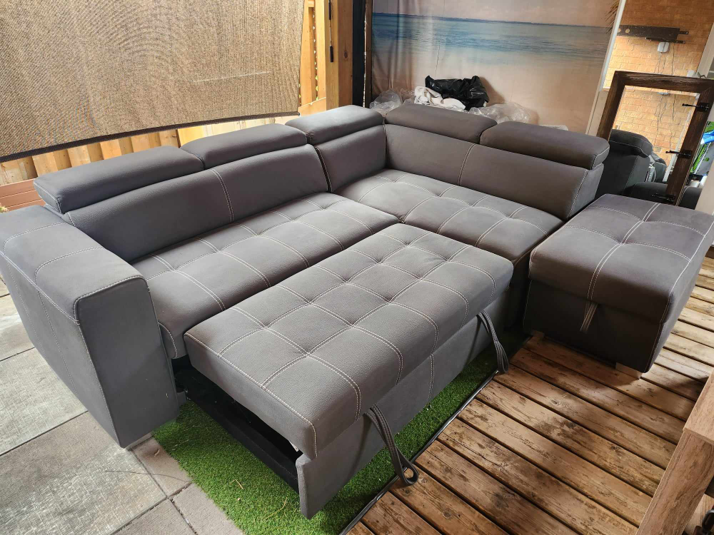L-shaped Sectional Sofa bed with storage ottoman