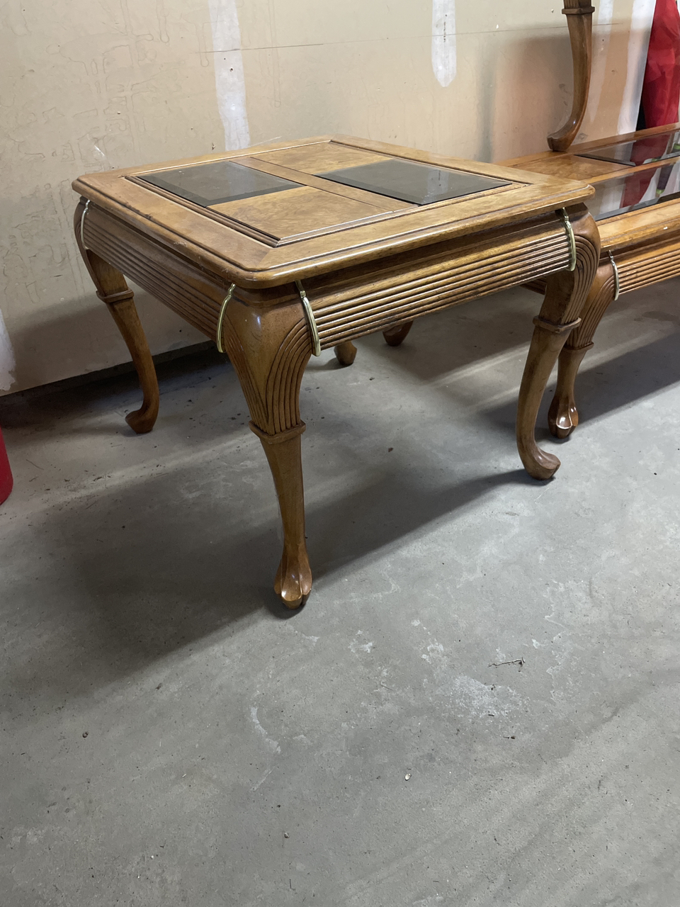 Matching coffee table with 2 side tables - photo 2