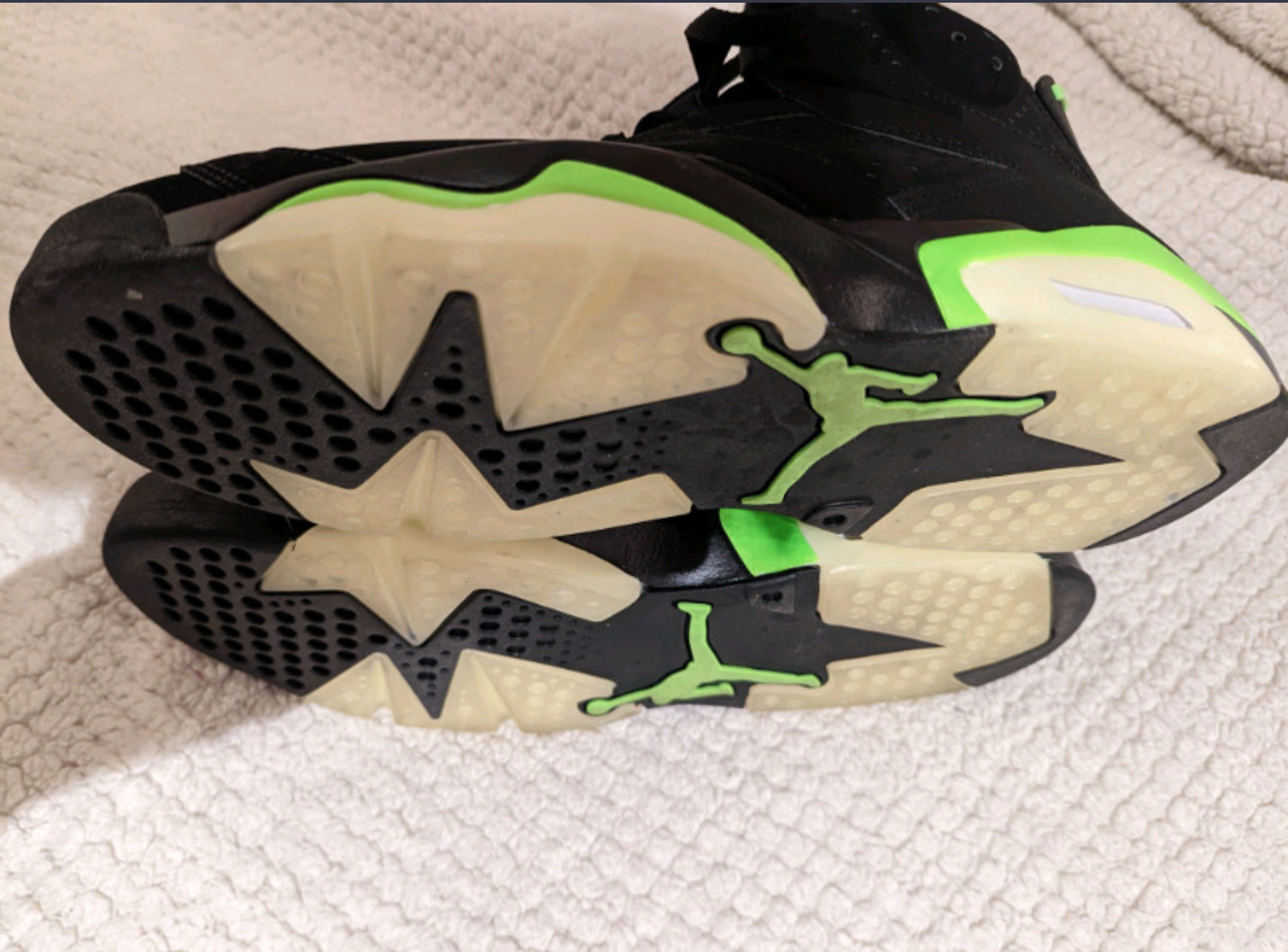 Air Jordan 6 Retro 'Electric Green' US12 image indicator(3)