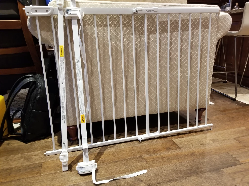 safety baby gate thumbnail