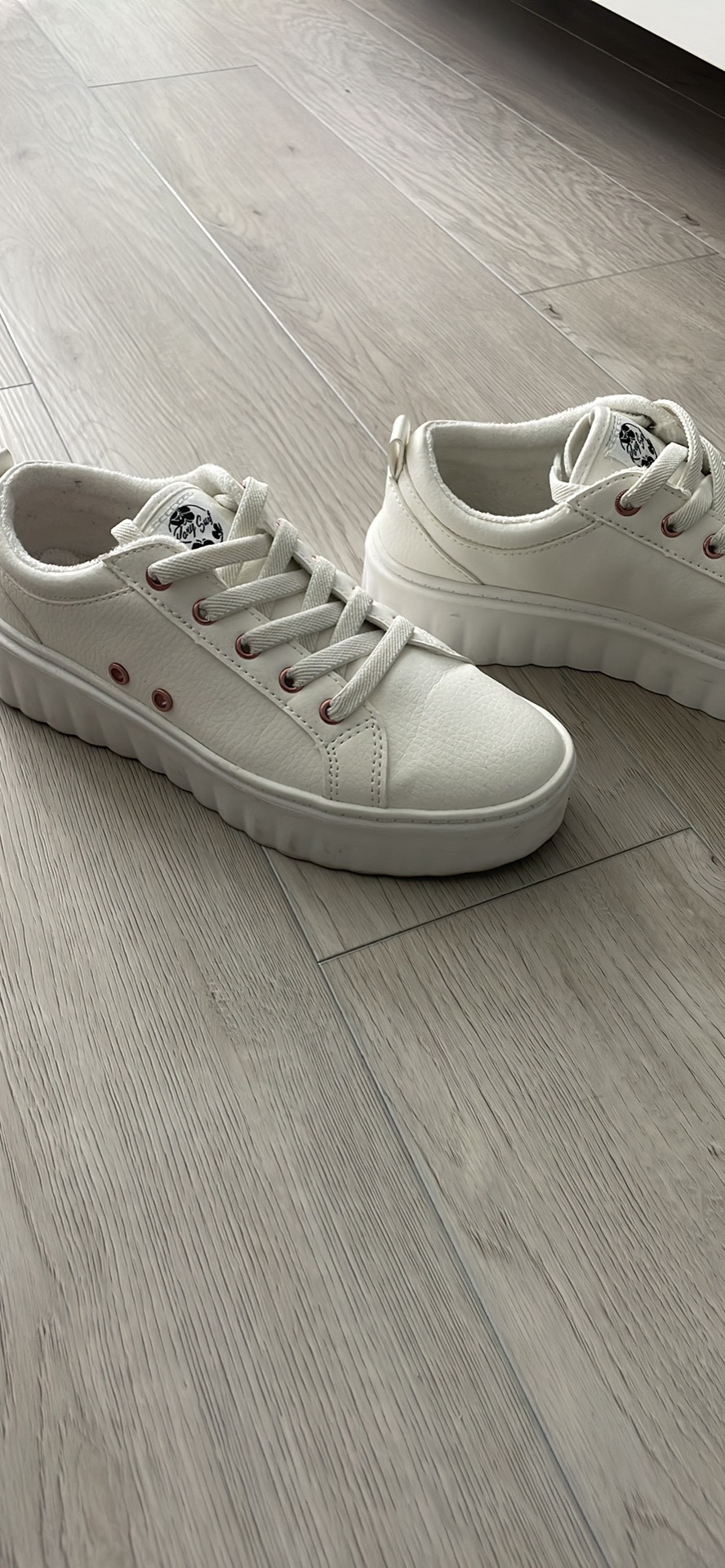 Roxy white sneakers