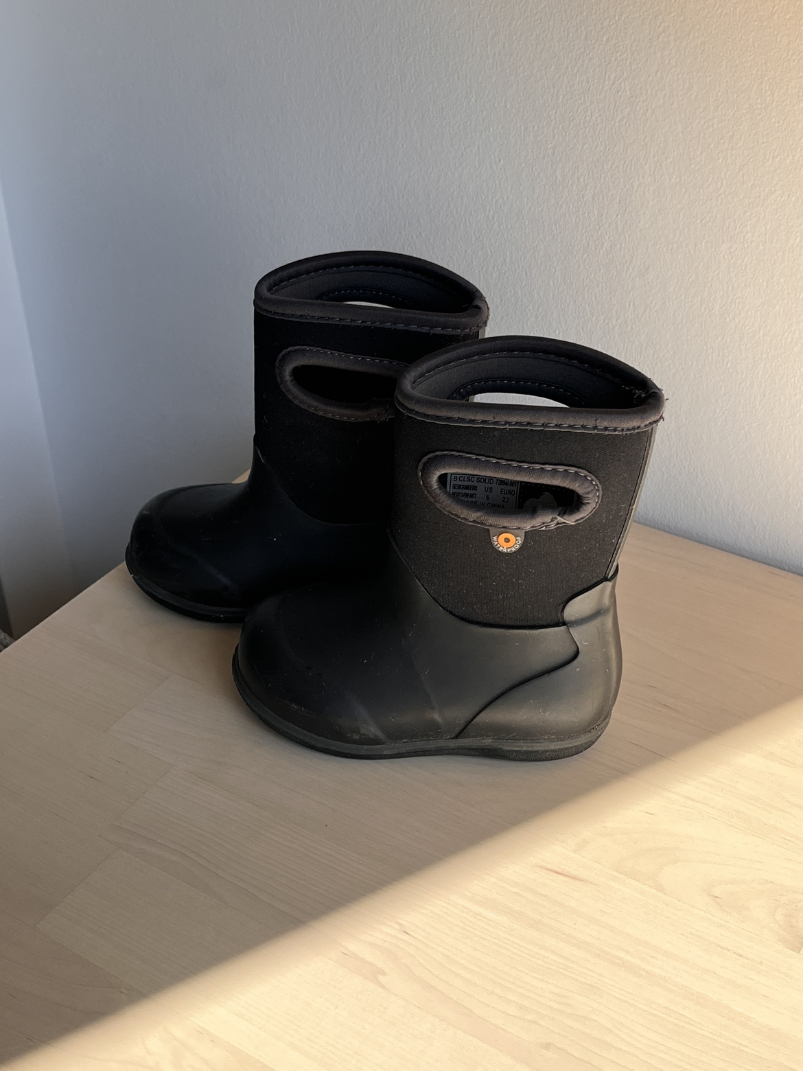 Toddler Boots - Bogs (Black) thumbnail