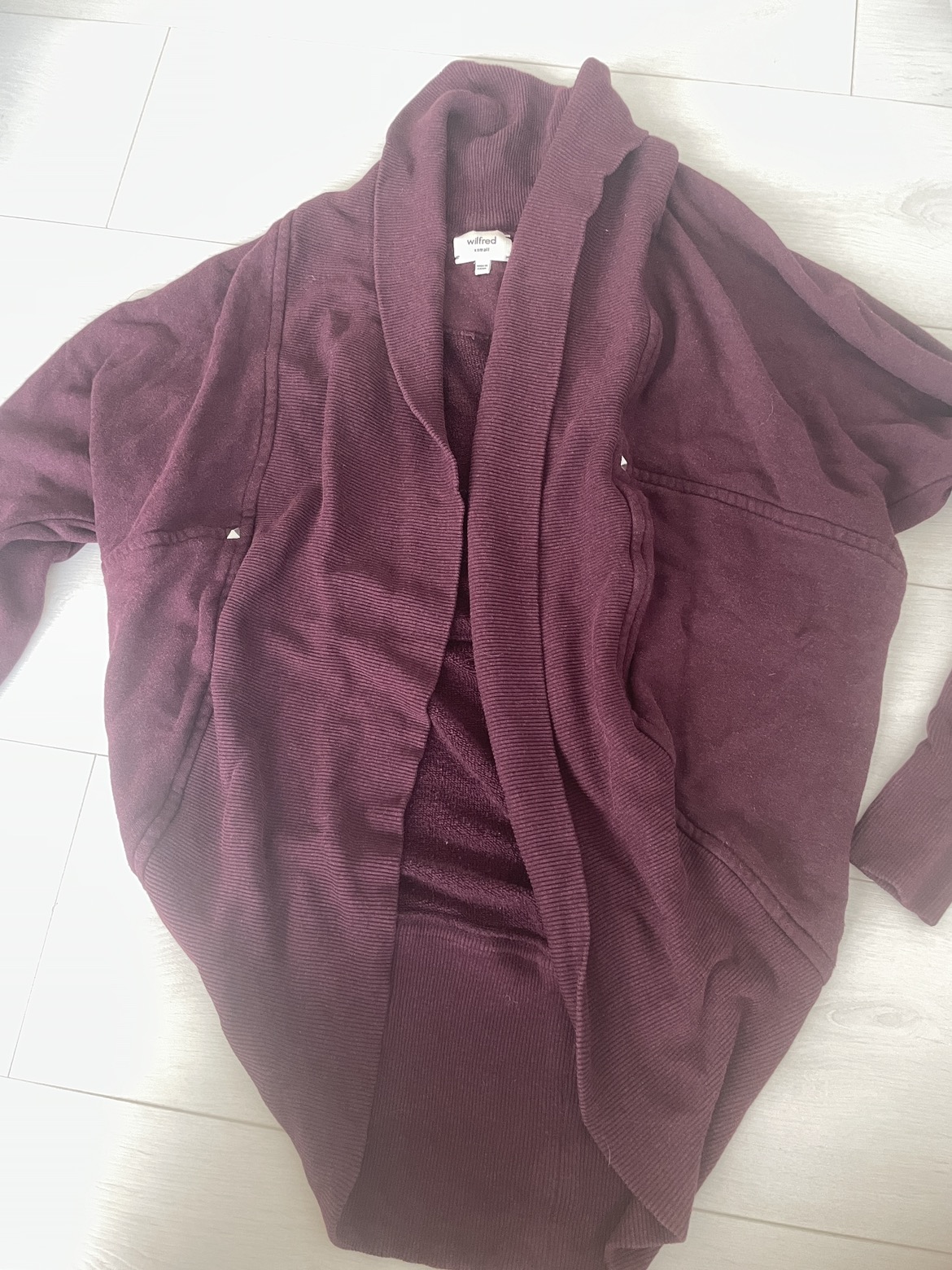 Aritzia Wilfred sweater thumbnail