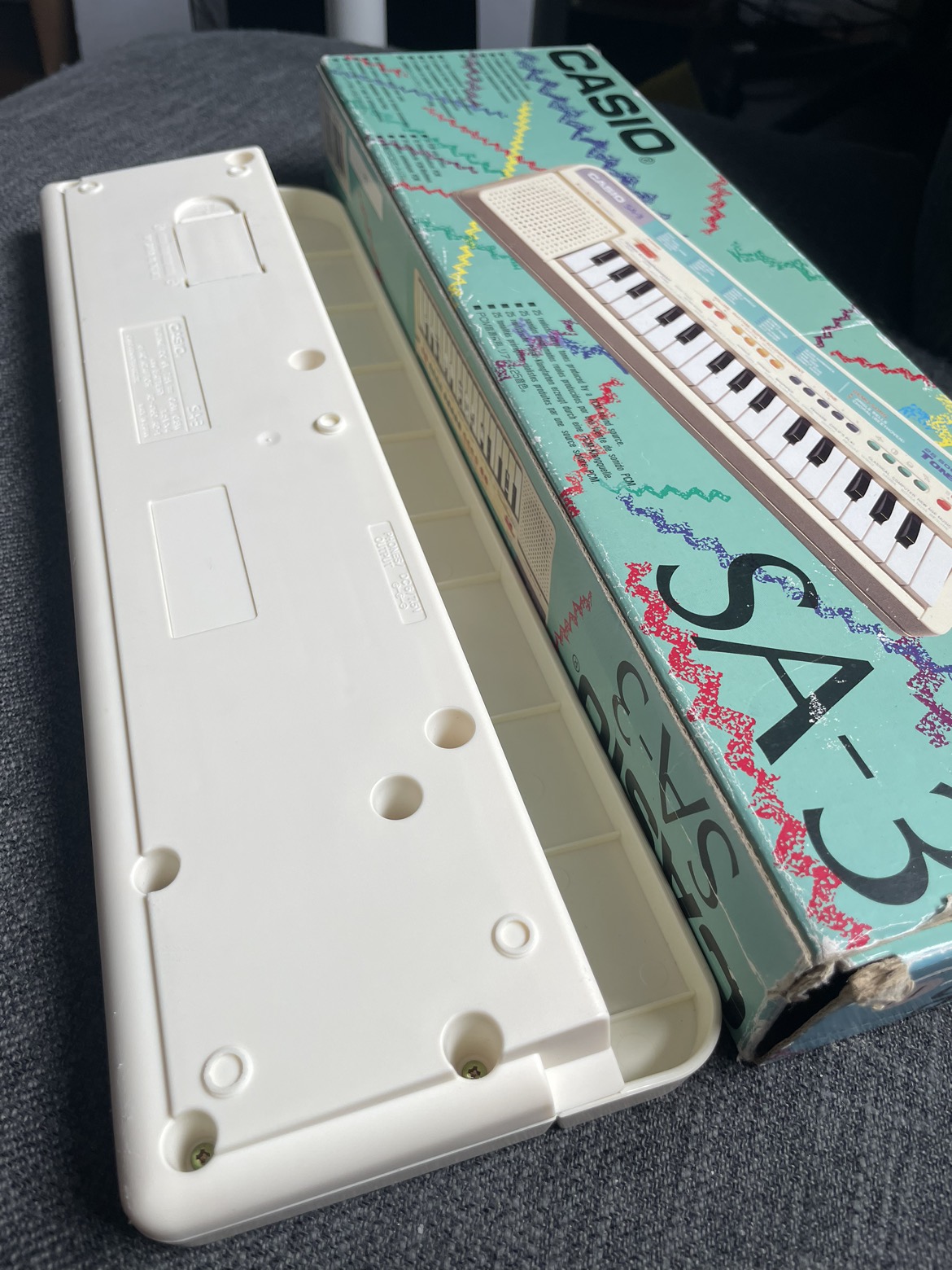 Vintage Casio SA-3 Tone Bank Keyboard Piano w/ Box image indicator(3)