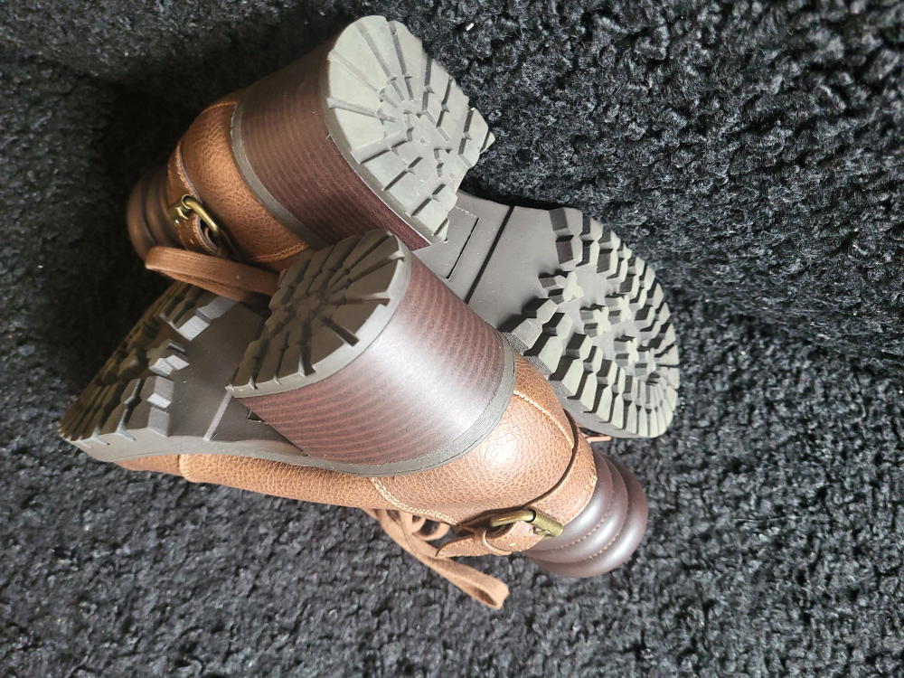 Brown Winter Boots - photo 2