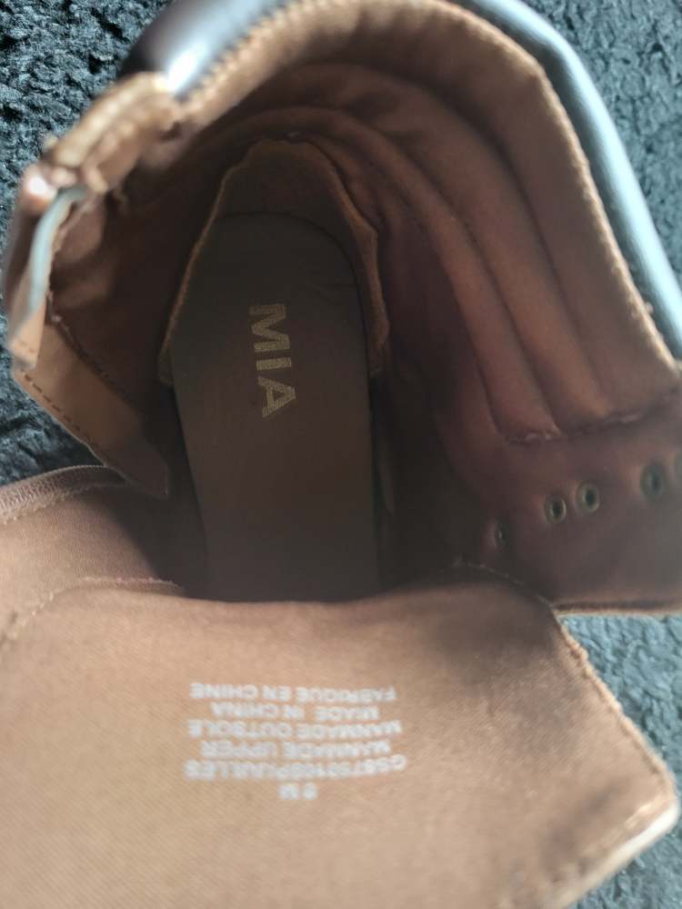Brown Winter Boots - photo 4