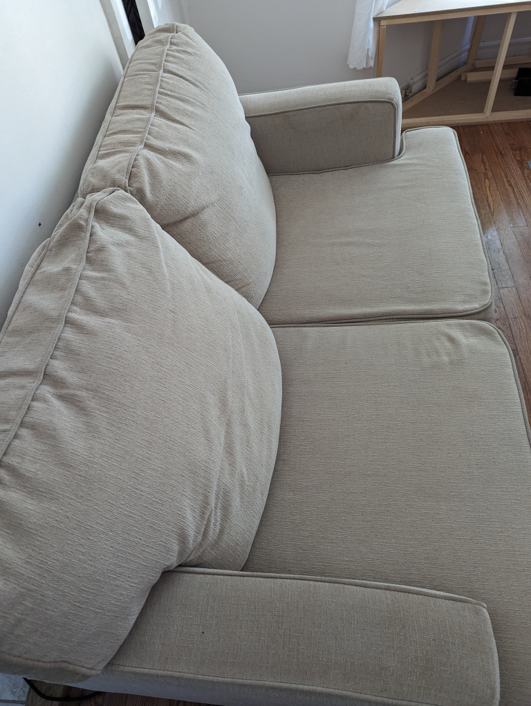 Leon's Loveseat sofa - photo 3