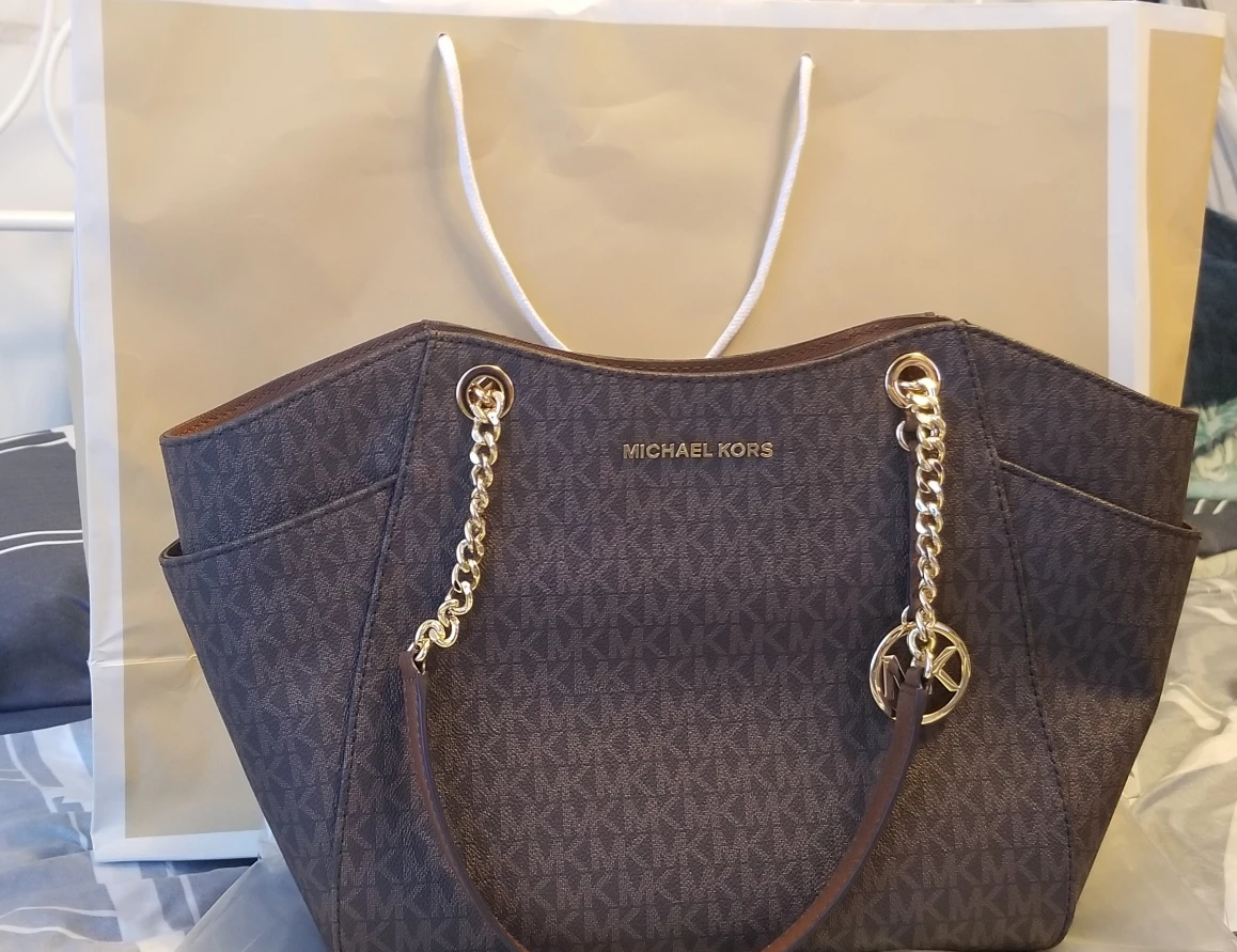 BNWT Michael Kors thumbnail