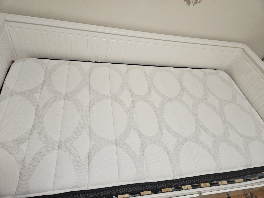 Ikea Twin day bed with mattress - photo 4