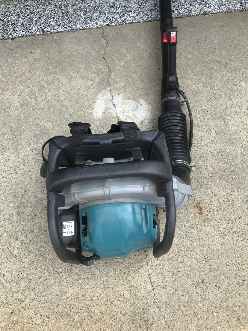 MAKITA BACKPACK BLOWER - photo 2