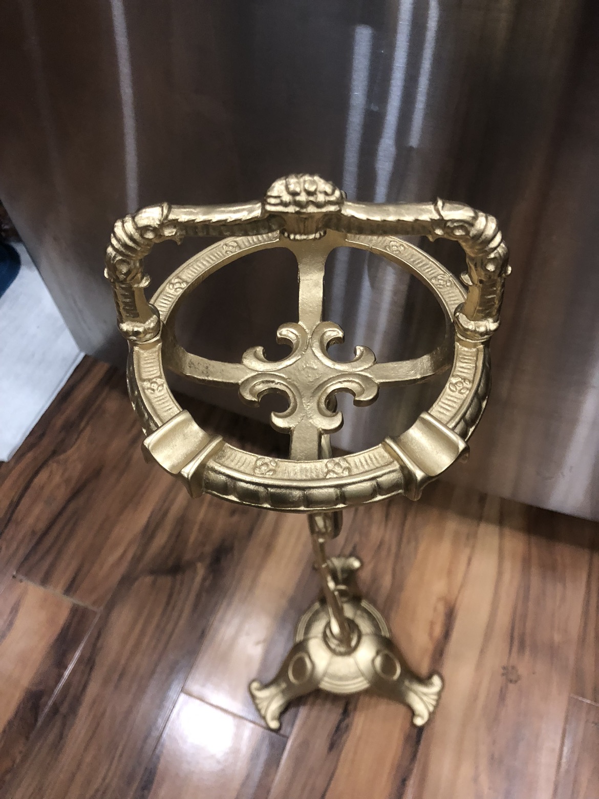 Golden Iron Ashtray thumbnail