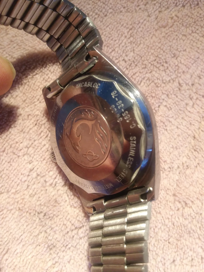 ENICAR  Ocean Pearl Vintage Watch image indicator(8)