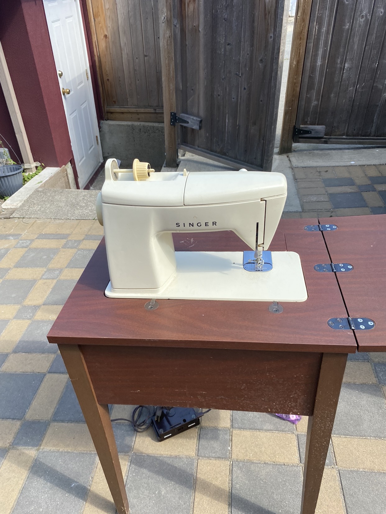 Singer Sewing Machine