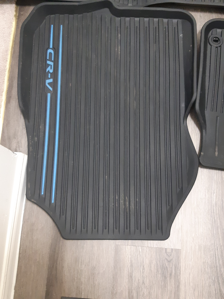 Honda crv mats thumbnail