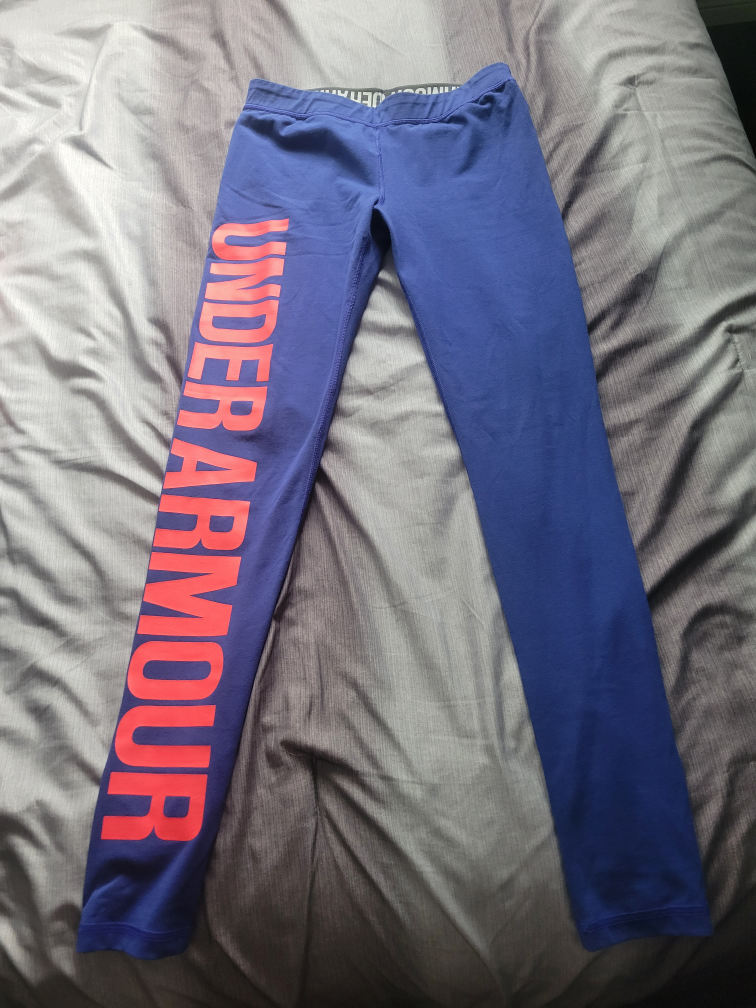 Ladies UA leggings thumbnail