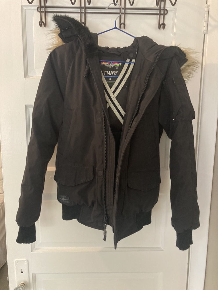 Aritzia (TNA) Bomber Jacket
