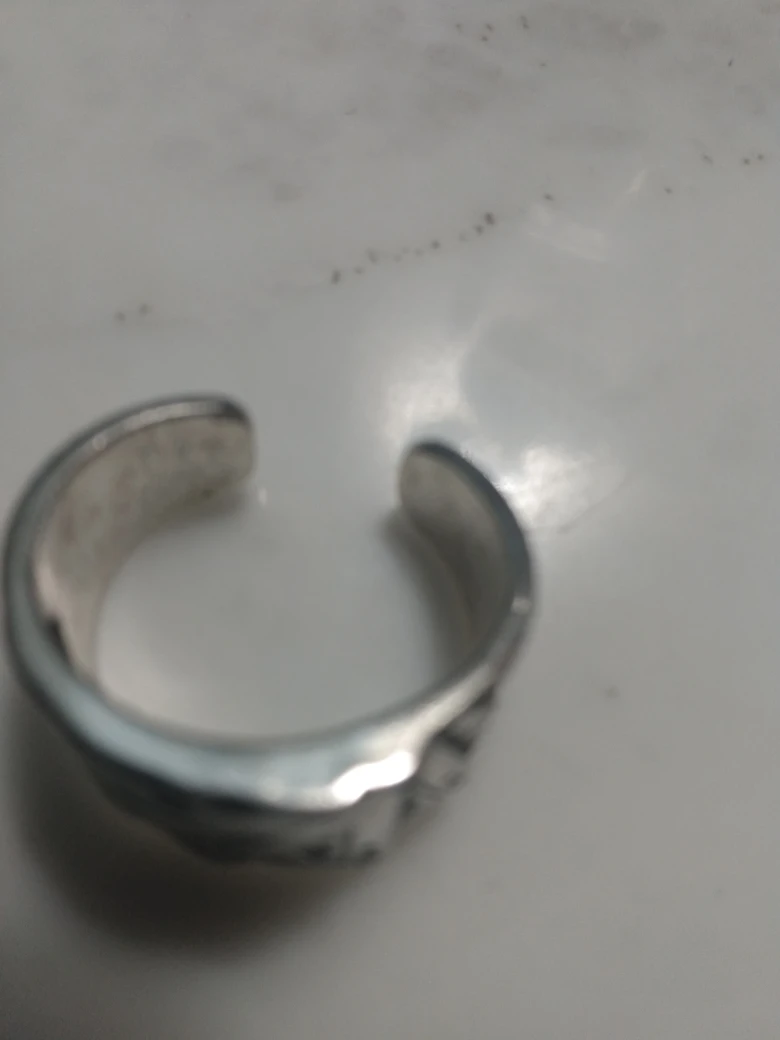 Poker Ring With Diamond Suited Design image indicator(2)