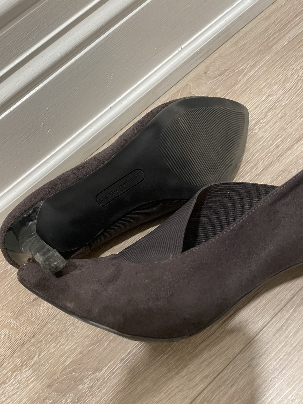 Grey Heels size 8.5 Like New - photo 4