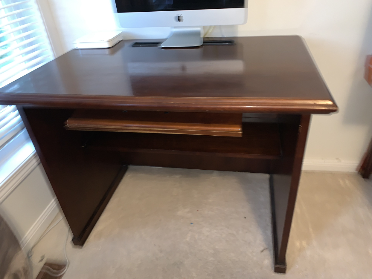 MOVING SALE!! Solid Wood study / work / computer desk - photo 2