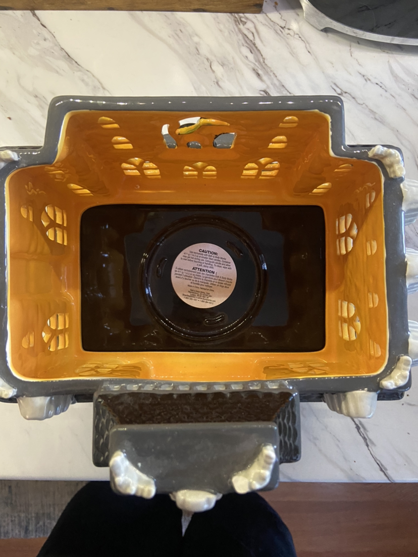 Bath and Bodyworks 2016 Halloween Haunted House 3 Wick Luminary - photo 2