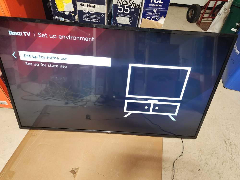 ON SALE! SANYO 55" 4K ROKU SMART LED TV $309.99 NO TAX image indicator(4)