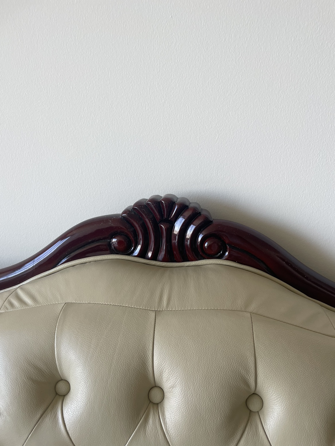 Italian leather sofa/couch - photo 5