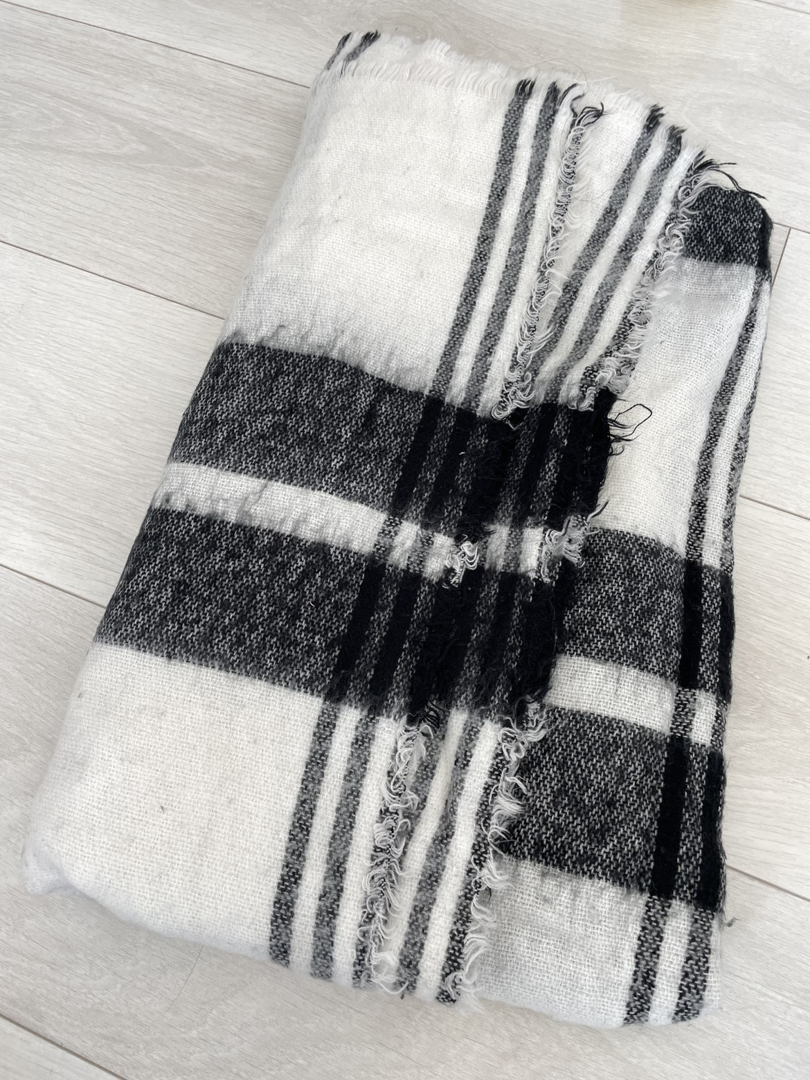 Zara blanket scarf thumbnail