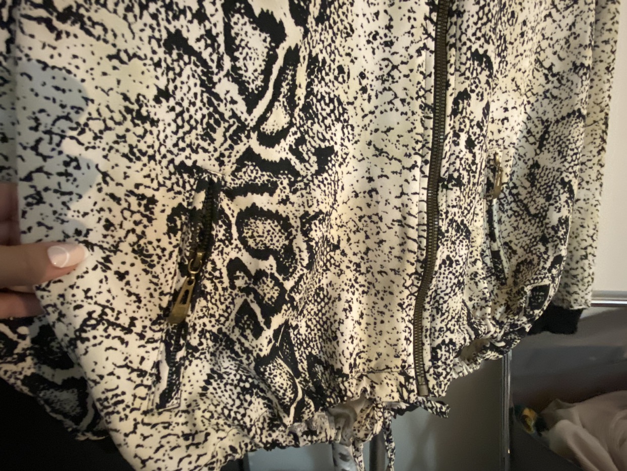 Women’s tops leopard print - photo 3