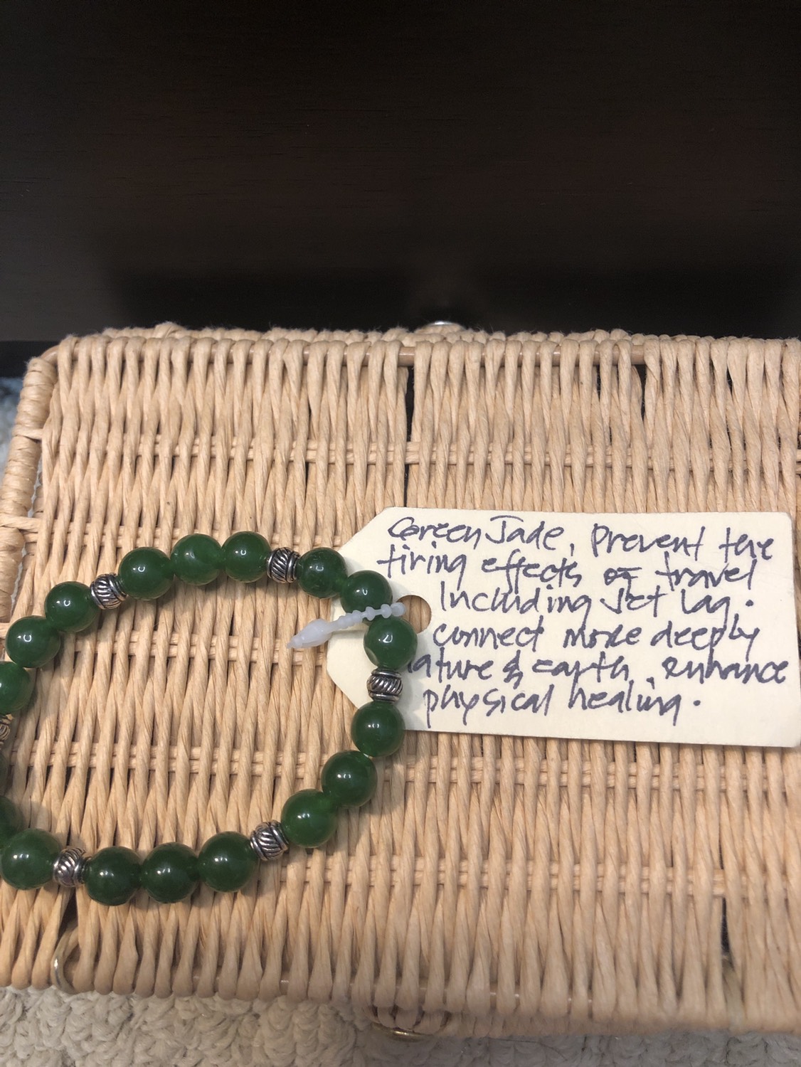 Green jade crystal bracelet image indicator(2)