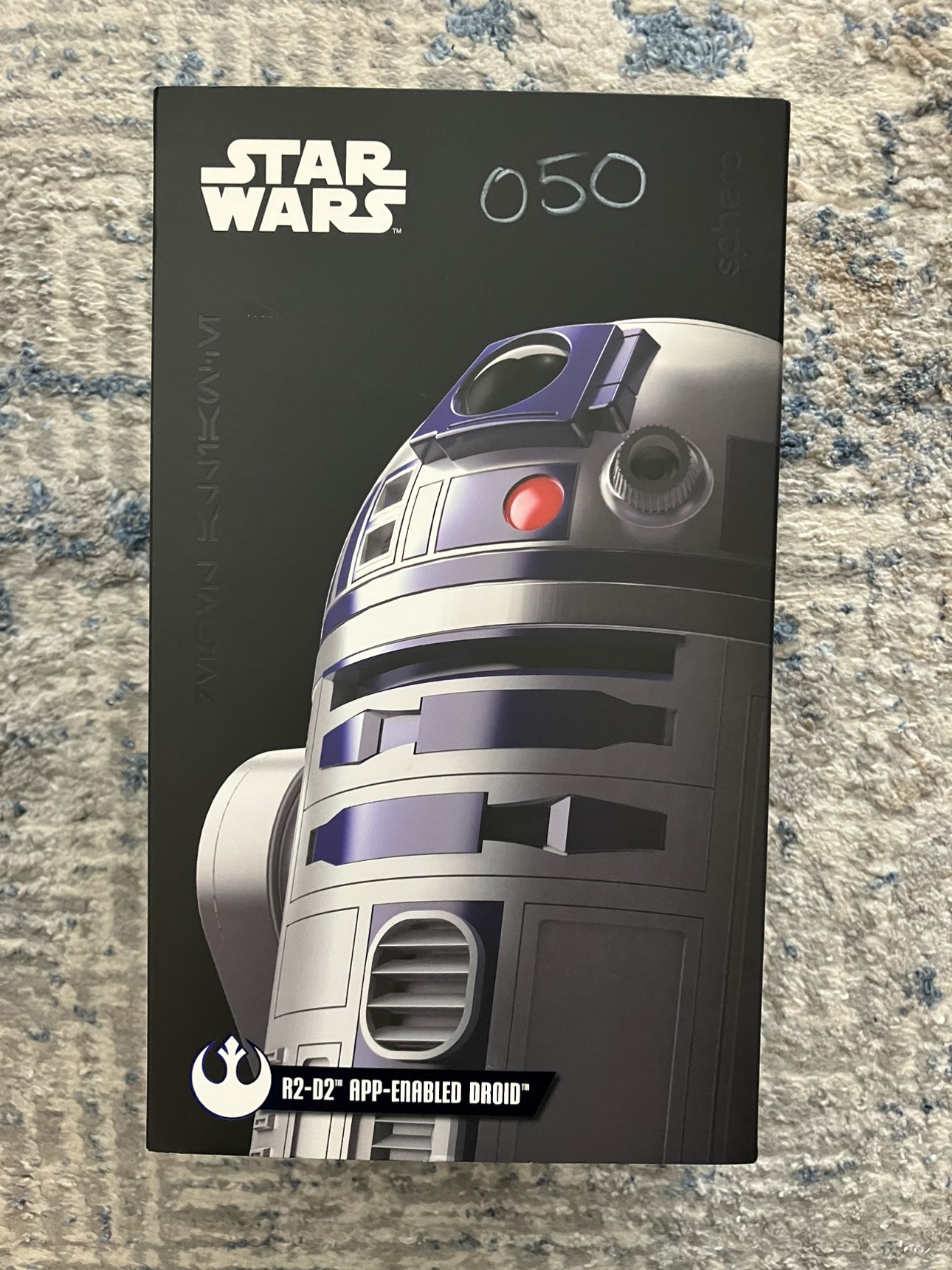 Star Wars R2-D2 app enabled droid thumbnail