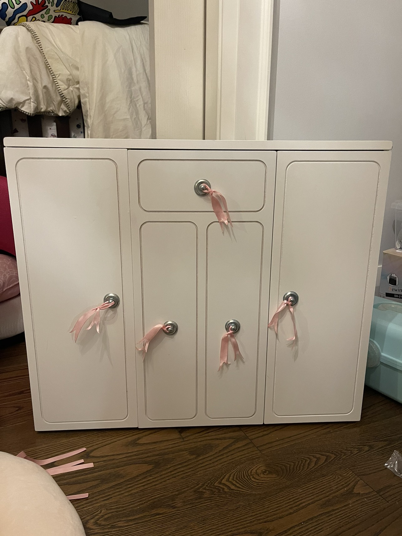 American girl dolls closet