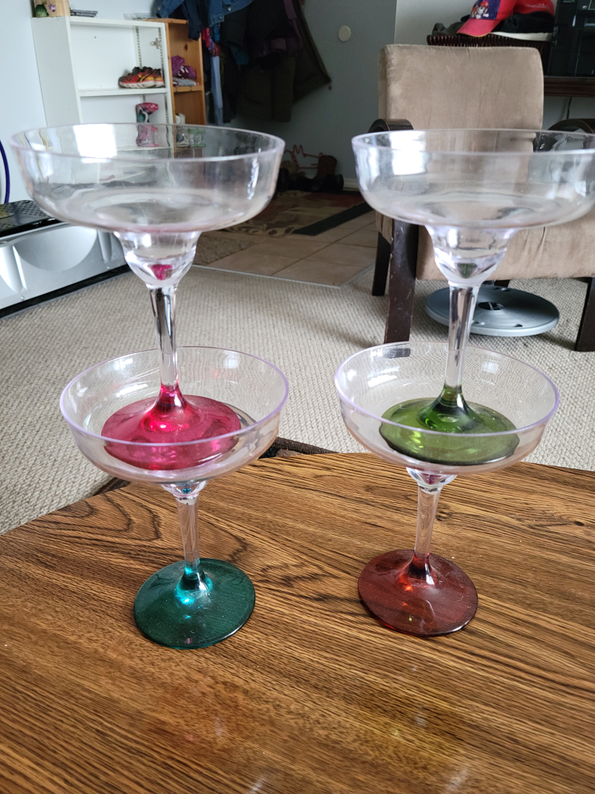 plastic Margareta glases