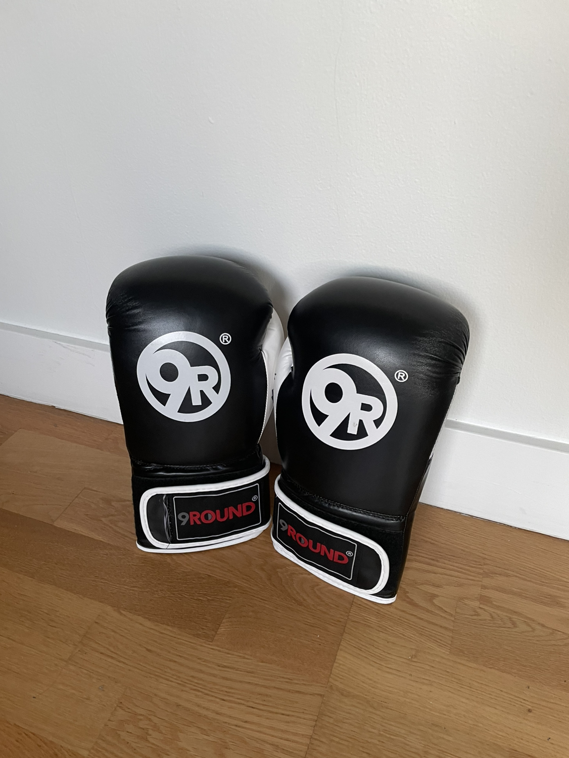 boxing gloves thumbnail
