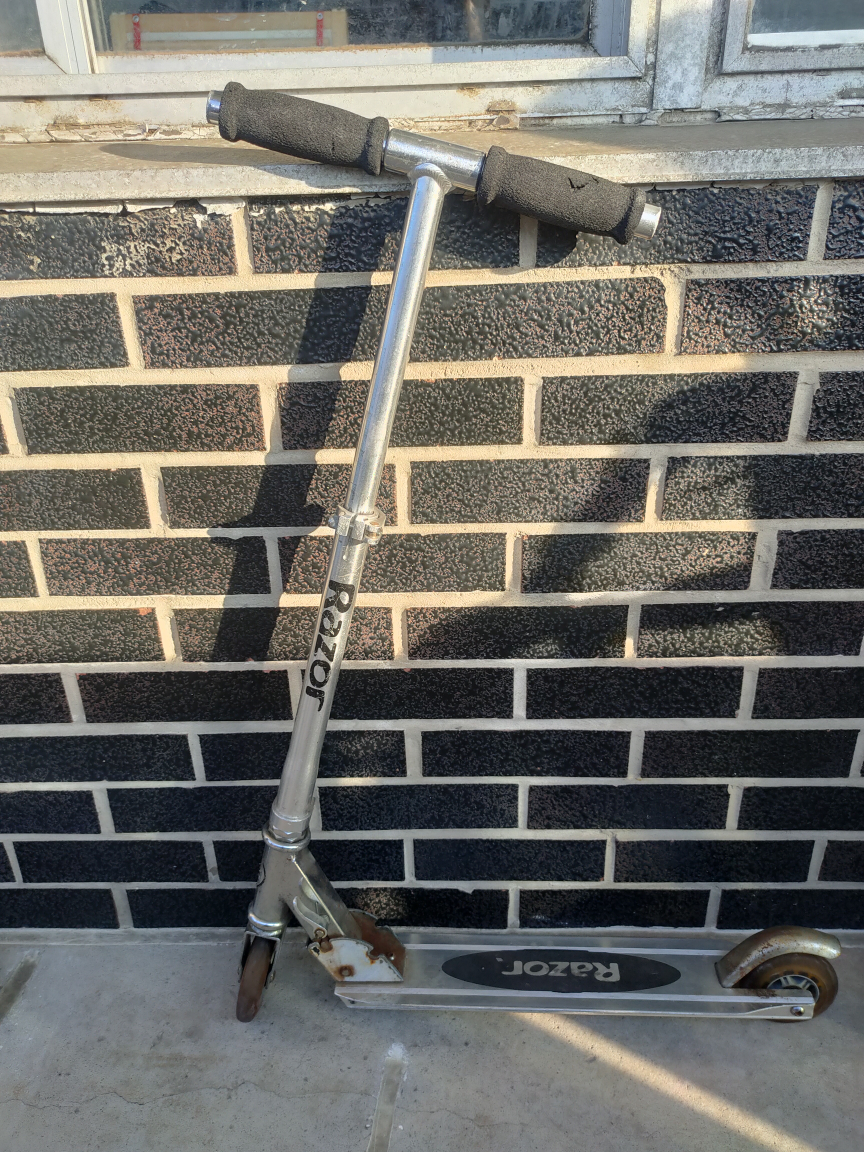 #freecycle# kids scooter thumbnail
