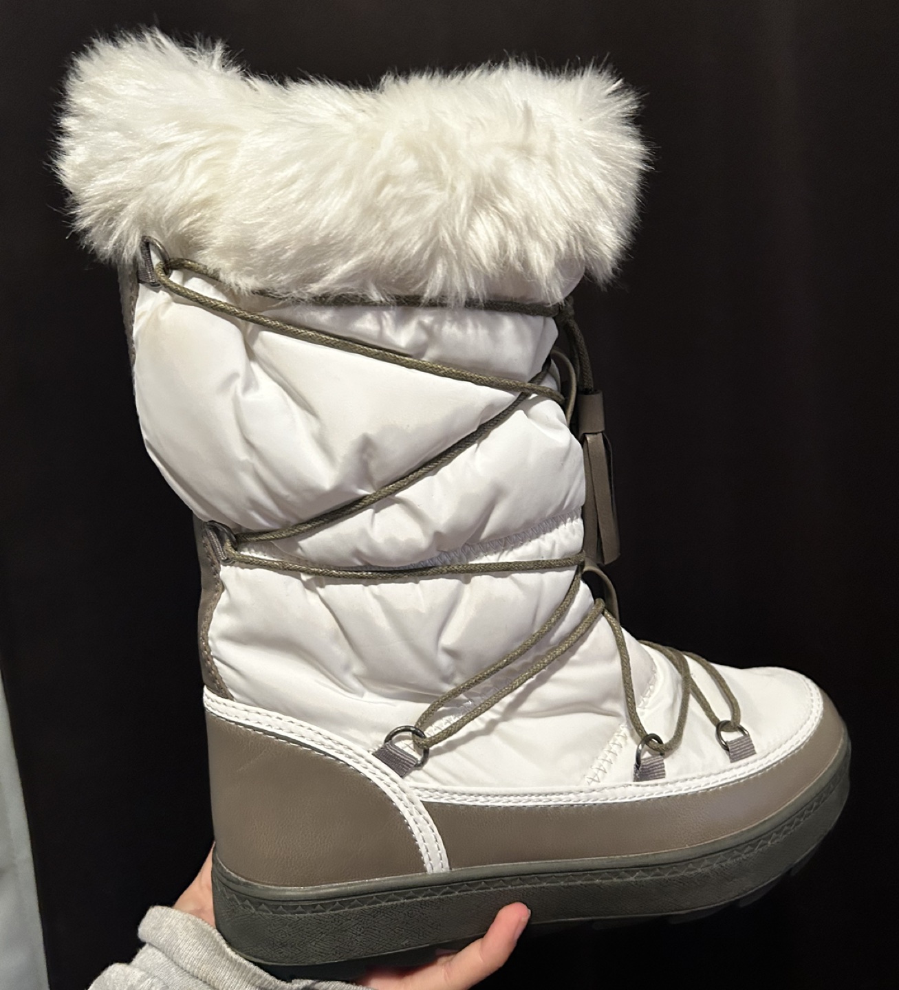 Lace up winter snow boots for women size 8