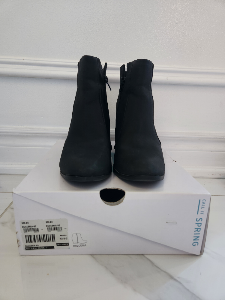 Wedge boots size 9