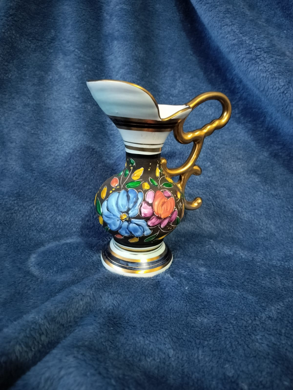 Vintage Collectible Hubert Bequet Quaregnon vase (unique)
