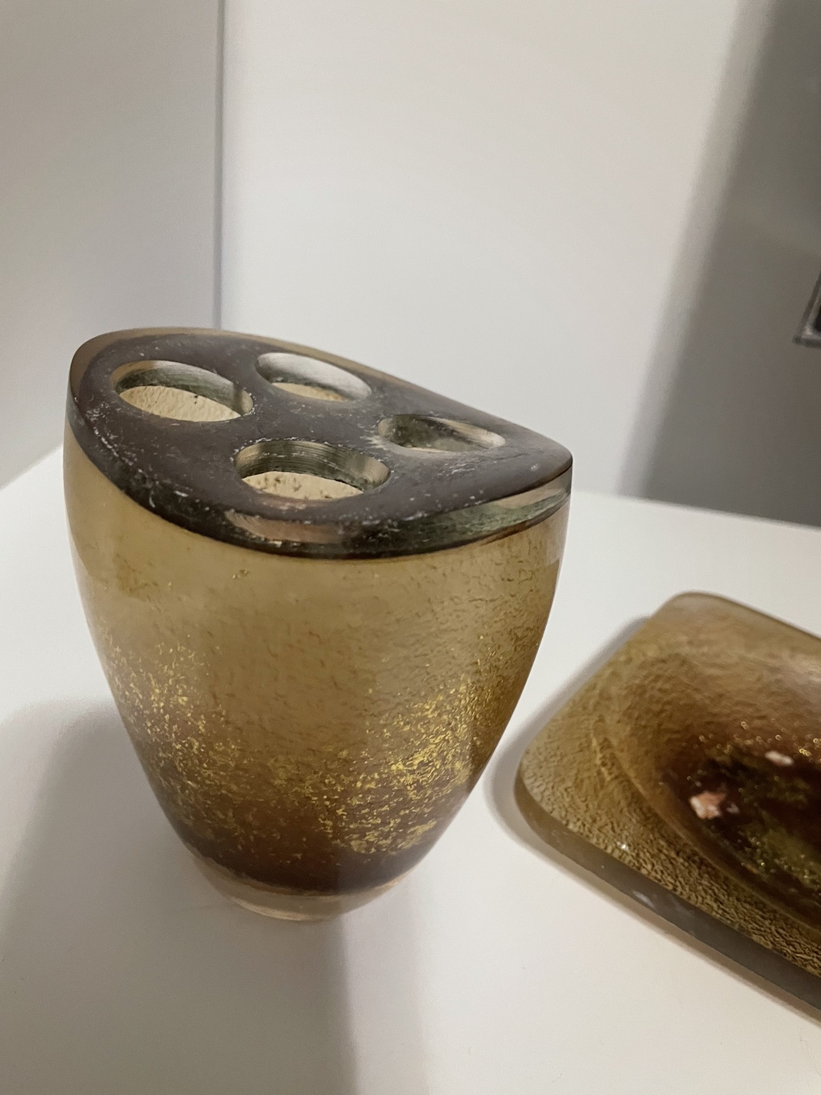 Soap dish & dispenser and toothbrush holder set image indicator(5)