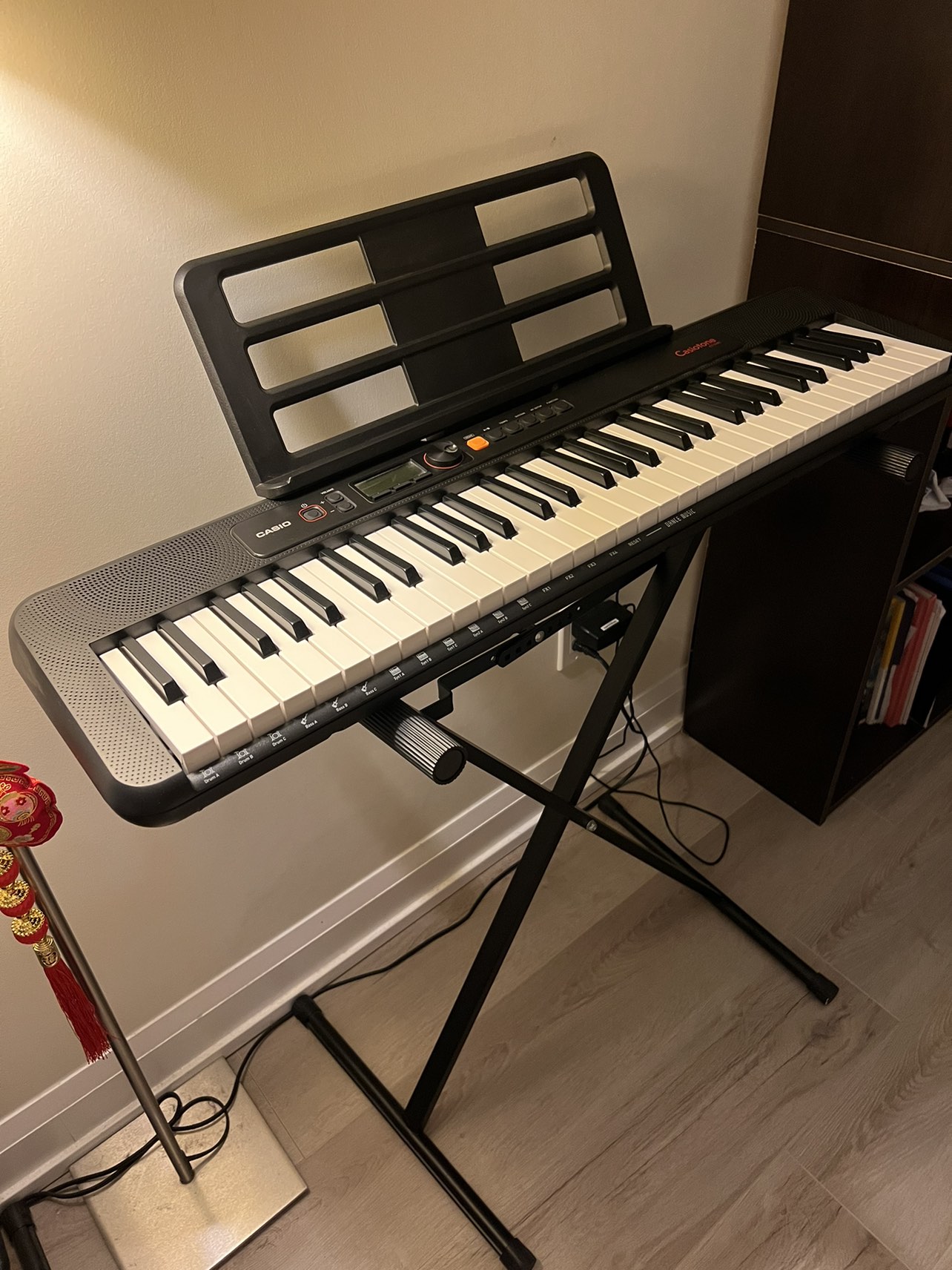 Casio CT-S195 61-Key Electric Keyboard with Stand & Bench