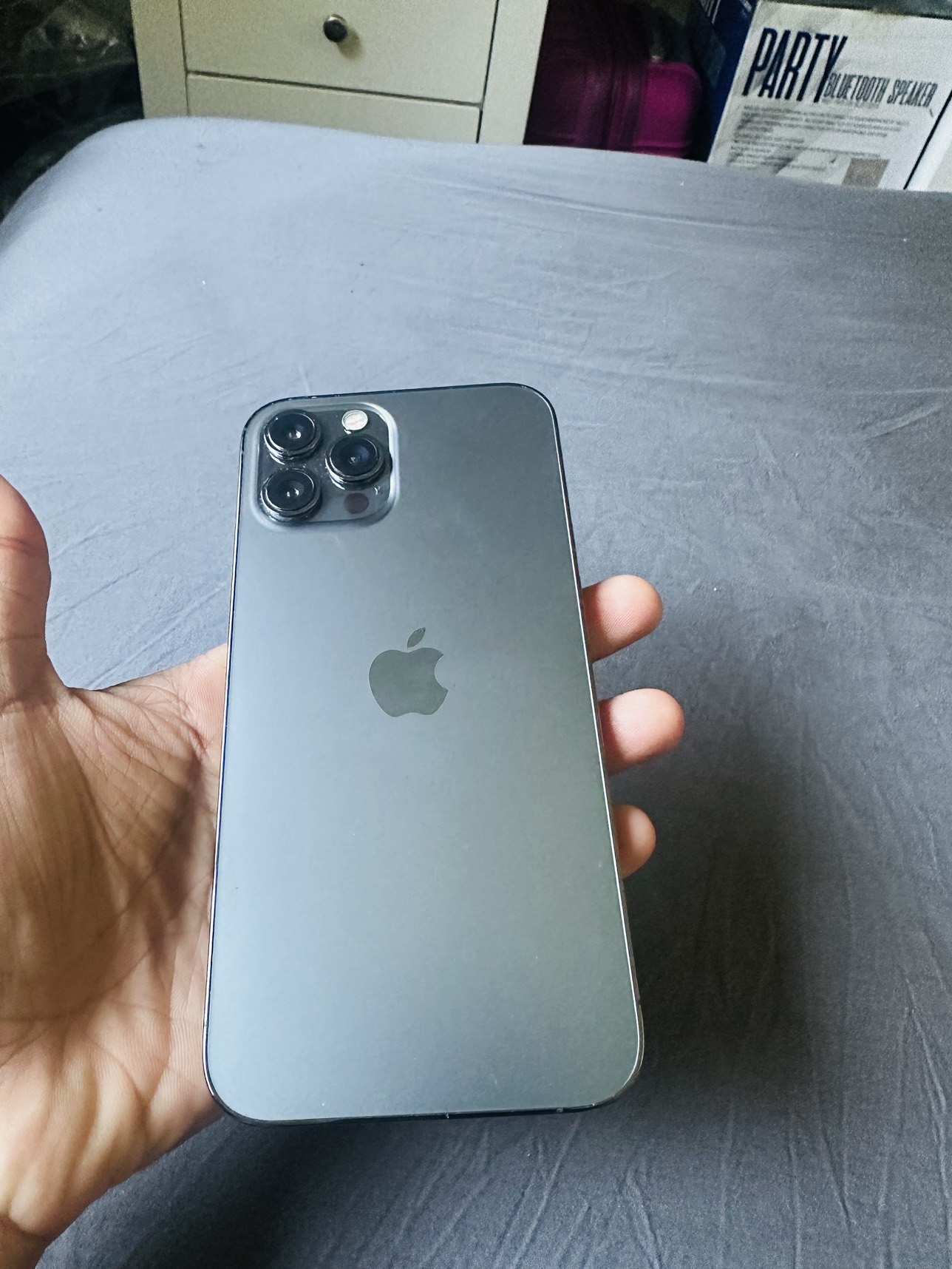 I phone 12 pro max 128 gb