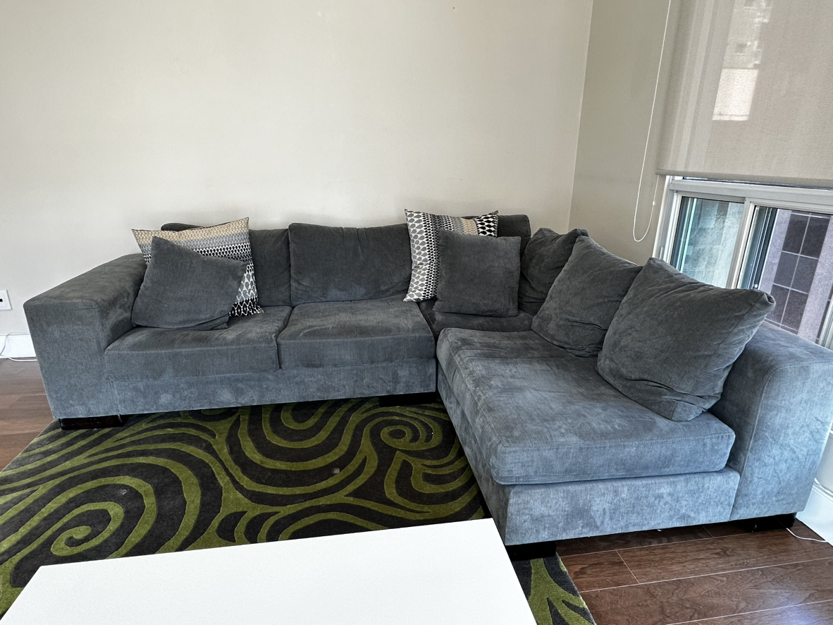 Custom dark grey sectional - photo 4