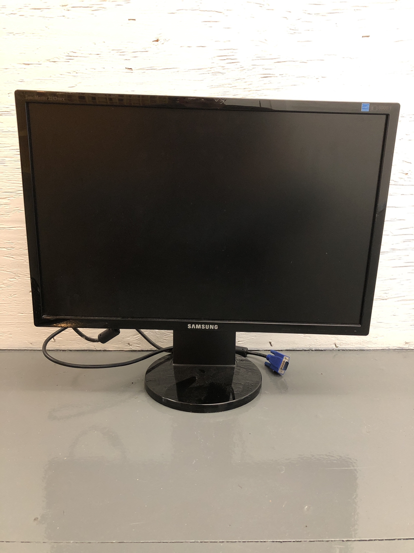 Samsung 24” LCD Monitor