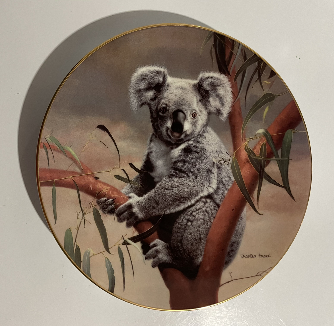 Assorted animal collector plates - photo 2