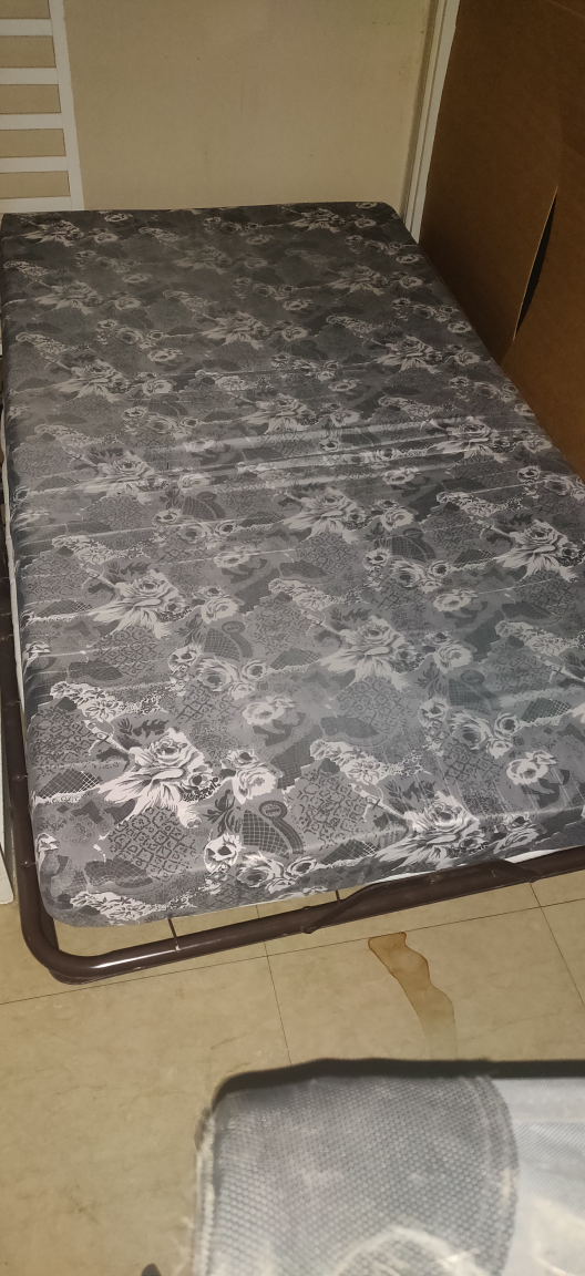 Mattress and Foldable Steel Frame ! thumbnail