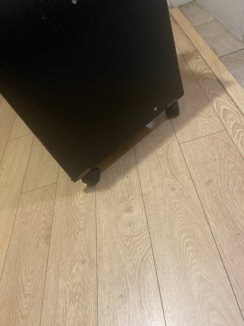 coffee wheels table with storage - photo 5