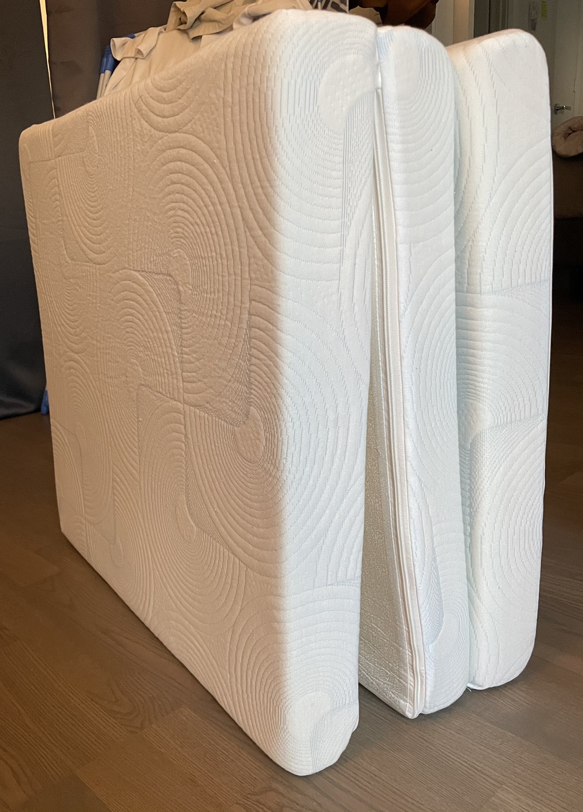 Zinus trifold cot size mattress - photo 4